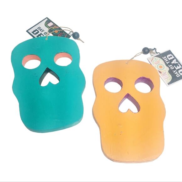 Day Of The Dead Wooden Masks Wall Decor - Picture 2 of 3